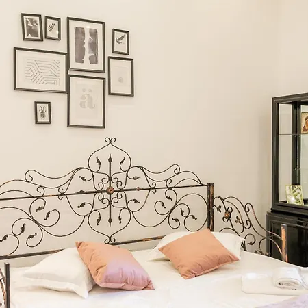 Grand Historic With New Luxury Marble Design-main Square Apartment Cluj-Napoca