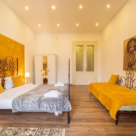 Grand Historic With New Luxury Marble Design-main Square