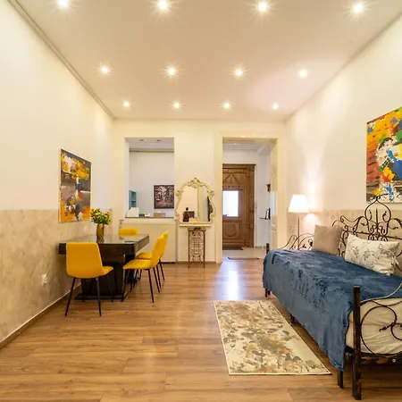 Apartment Grand Historic With New Luxury Marble Design-main Square *