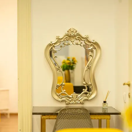 Grand Historic With New Luxury Marble Design-main Square Apartment Cluj-Napoca