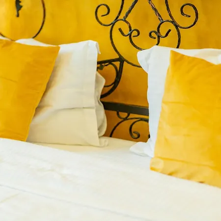 Grand Historic With New Luxury Marble Design-main Square Apartment Cluj-Napoca