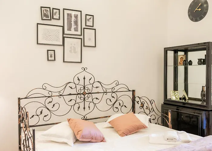 Cozy Spacious 5 Star In The Heart Of Historic Center Apartman Kolozsvár