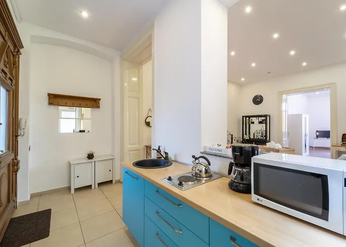 Cozy Spacious 5 Star In The Heart Of Historic Center *